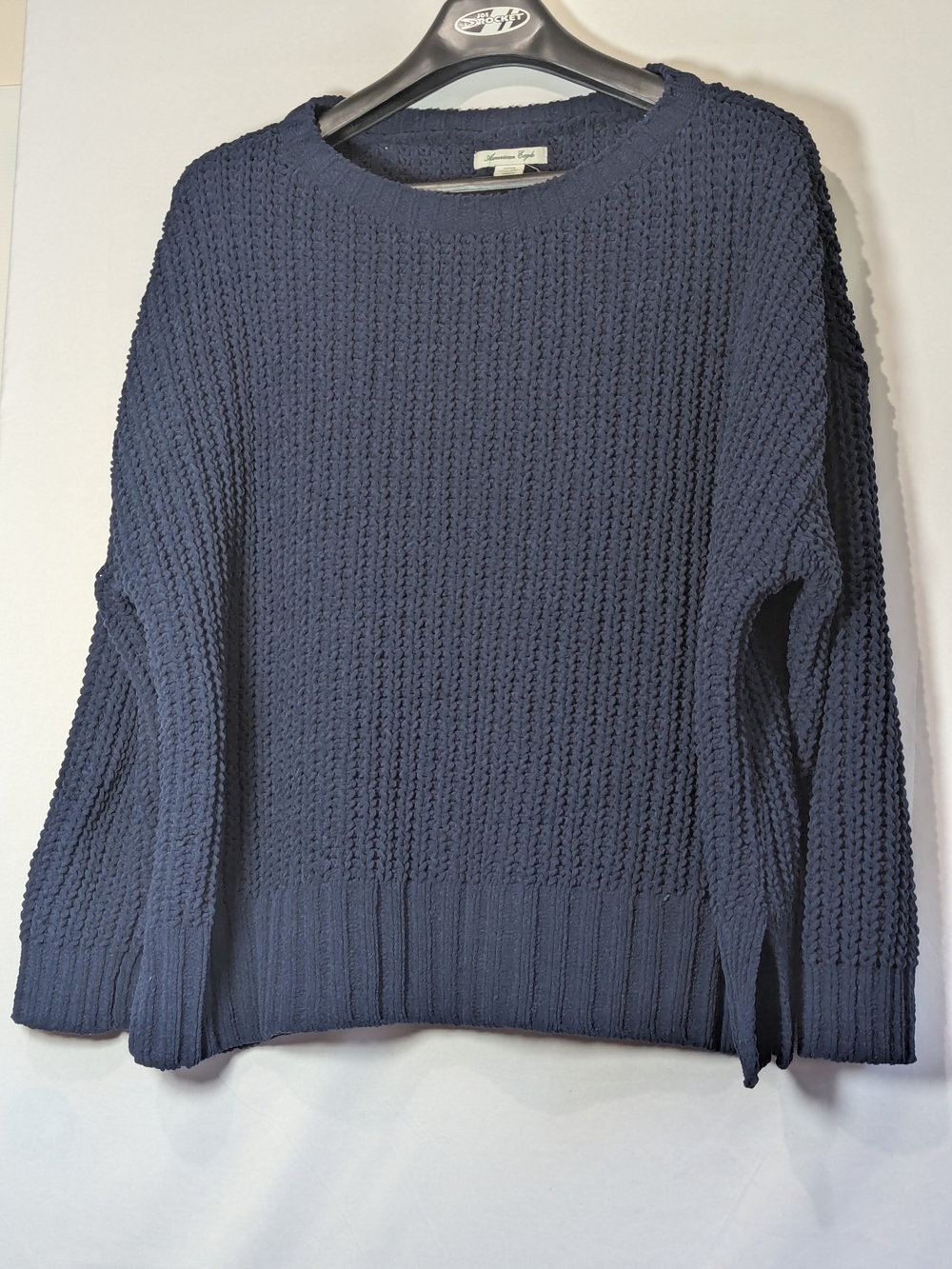 American Eagle Women’s Navy Blue Chunky Textured Knit Pullover Sweater